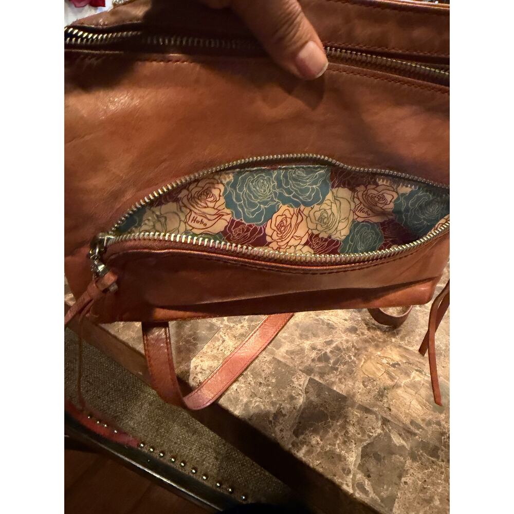 Hobo Cassie Leather Convertible Crossbody Shoulder Bag - Picture 6 of 6